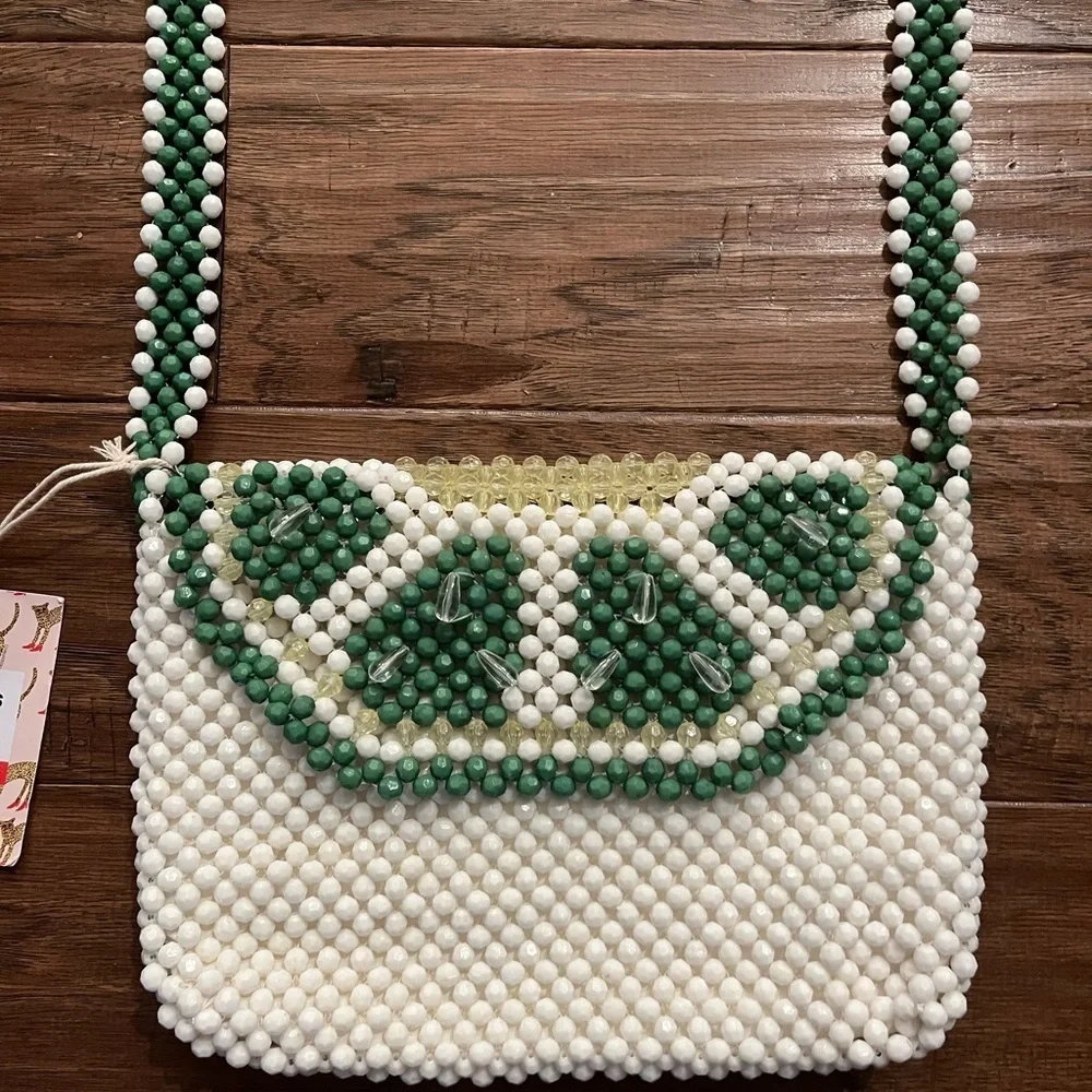 Bouffant & Broken Hearts beaded Crossbody purse - Picture 2 of 7
